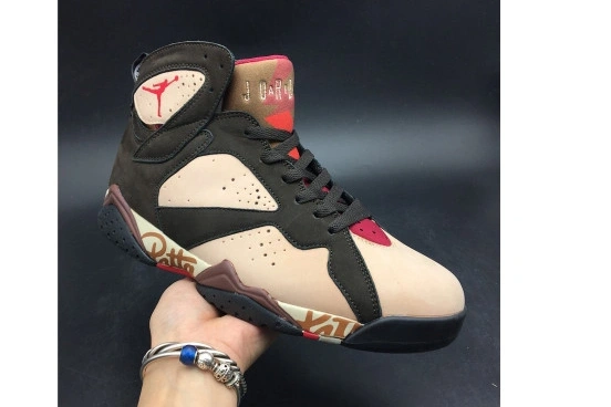 Shimmer Patta 7 Retro  Jordan AT3375-200 AT3375-200 0325